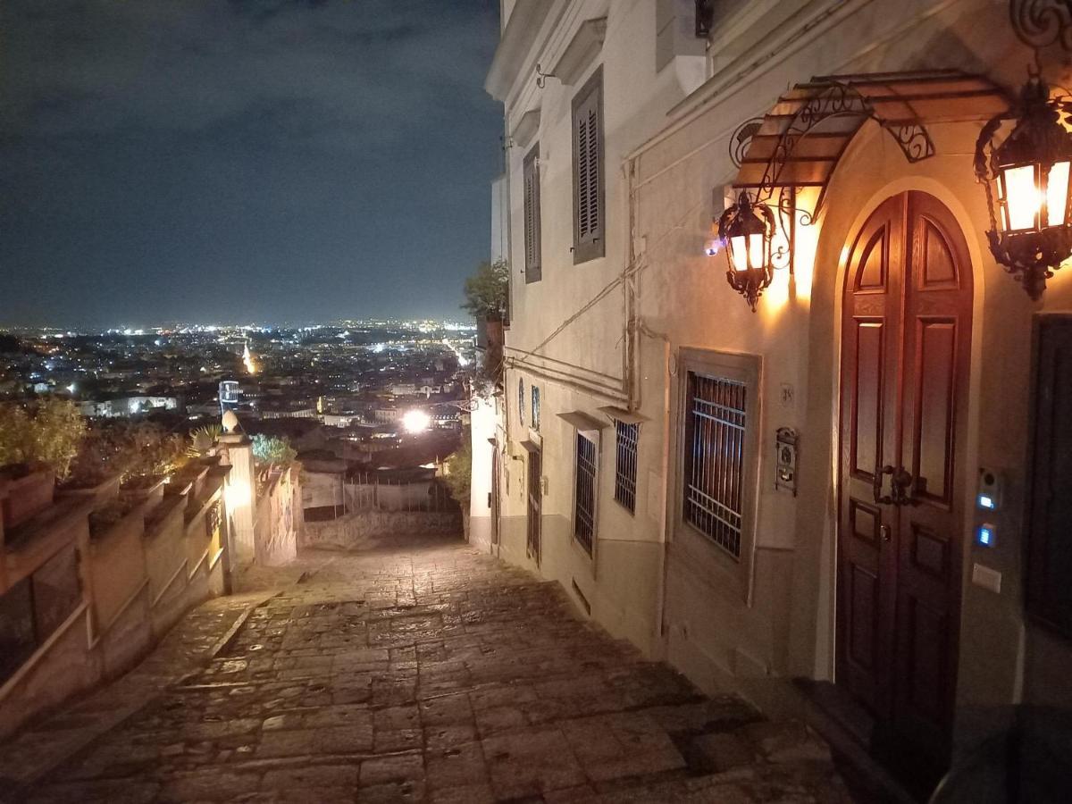 Le Petit Palais - Naples Bed & Breakfast Bagian luar foto