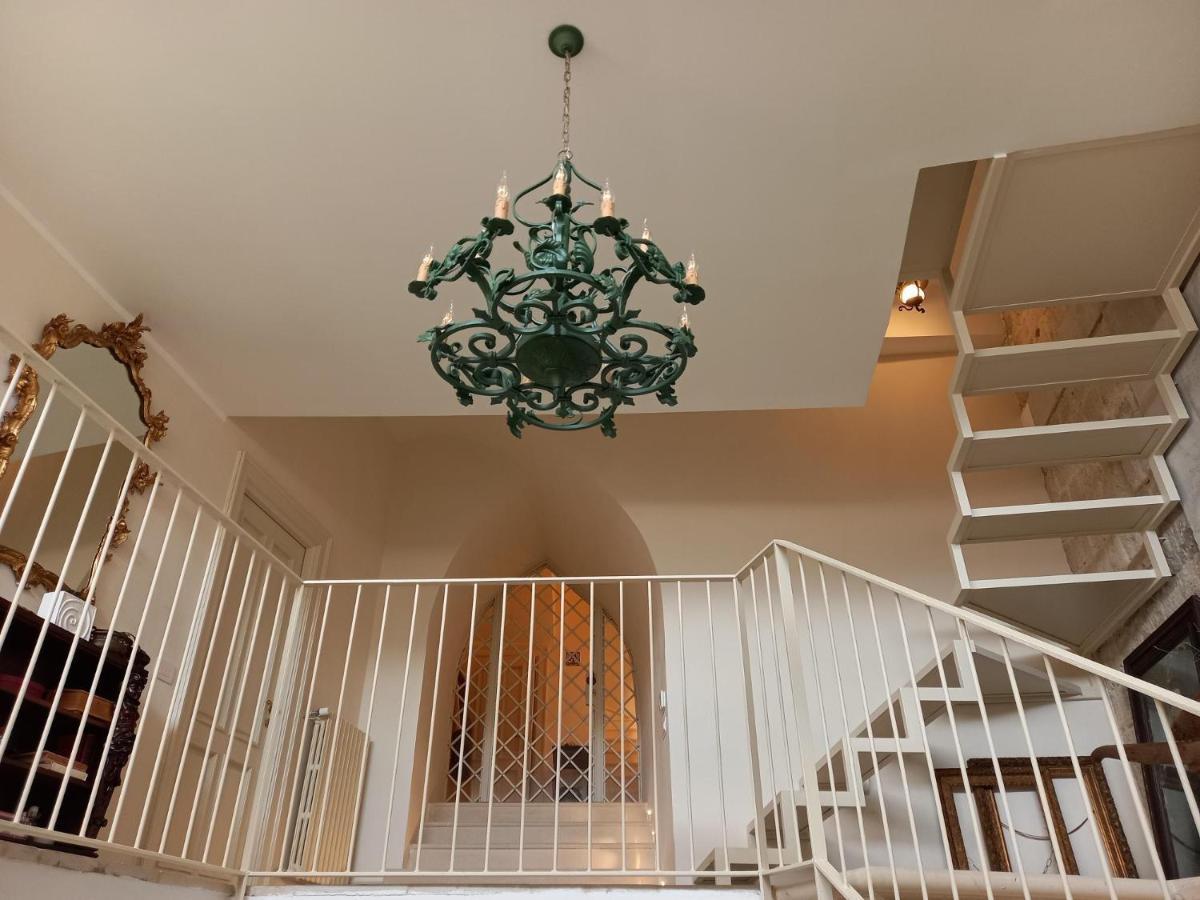 Le Petit Palais - Naples Bed & Breakfast Bagian luar foto